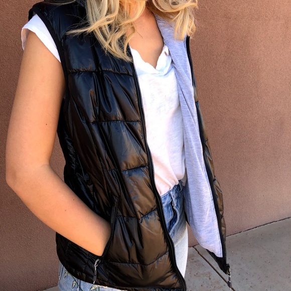 Black Puffy Vest - Picture 1 of 3